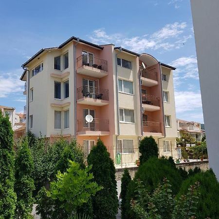 Zaliv Apartments House Sveti Vlas Exterior photo